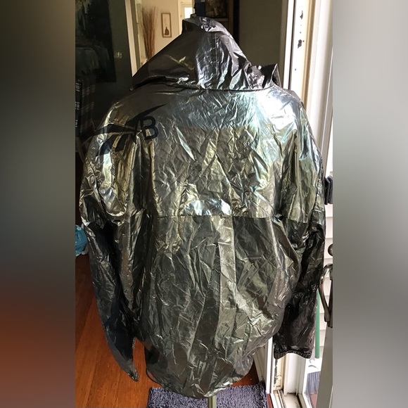 Reebok x Victoria Beckham Pewter Foil Jacket Metallic Windbreaker RBK VB Sz M - Picture 7 of 10